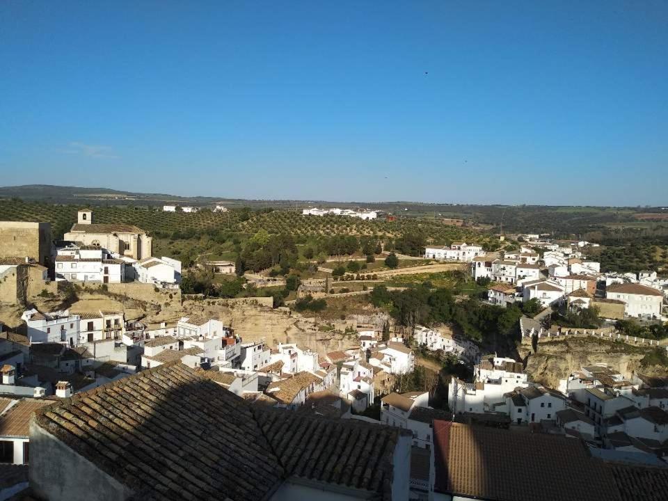 Alojamiento Rural Carmen Setenil De Las Bodegas Exterior photo