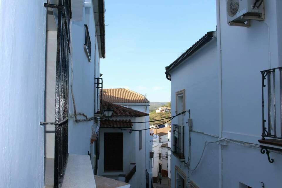 Alojamiento Rural Carmen Setenil De Las Bodegas Exterior photo