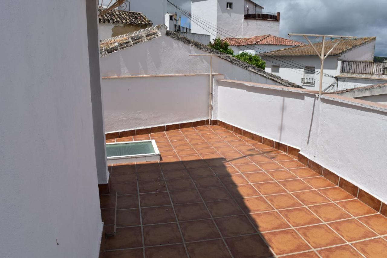 Alojamiento Rural Carmen Setenil De Las Bodegas Exterior photo